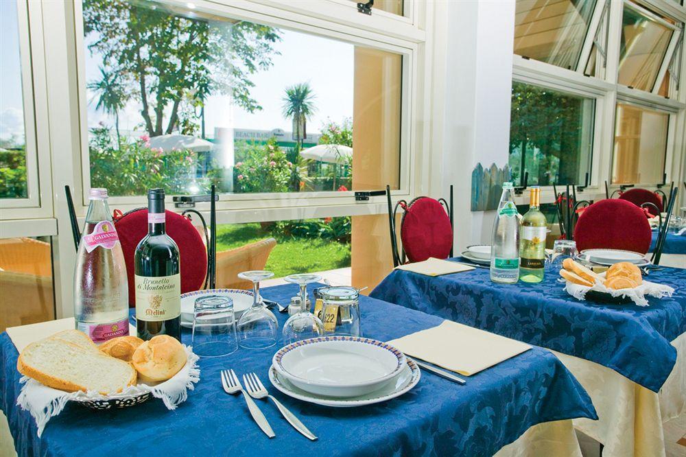 San Giorgio Savoia Hotel Bellaria-Igea Marina Buitenkant foto