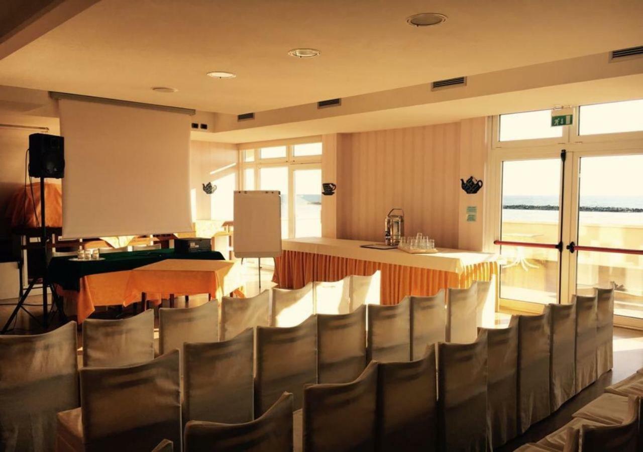 San Giorgio Savoia Hotel Bellaria-Igea Marina Buitenkant foto